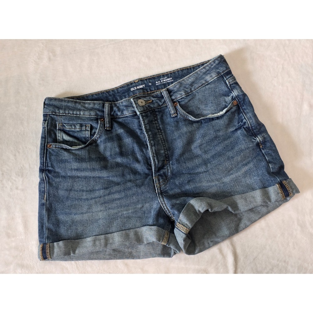Old Navy Womens Size 12 High Rise OG Straight Smooth Pockets Denim Shorts